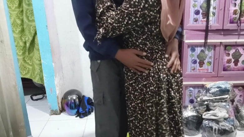 Rania: La moglie tradisce quando il marito non è a casa