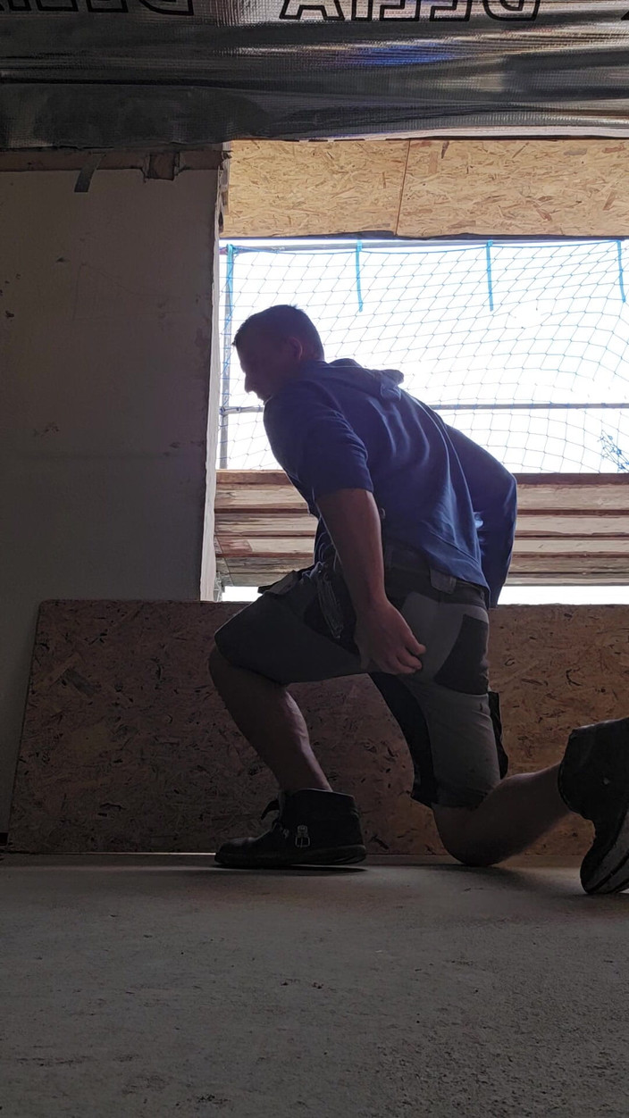 Chris_snoopy_91: 在早上工作