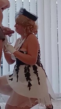 Serata romantica con la fidanzata davanti alla webcam parte 2 - Photo ciuccia e sborra calda sul viso