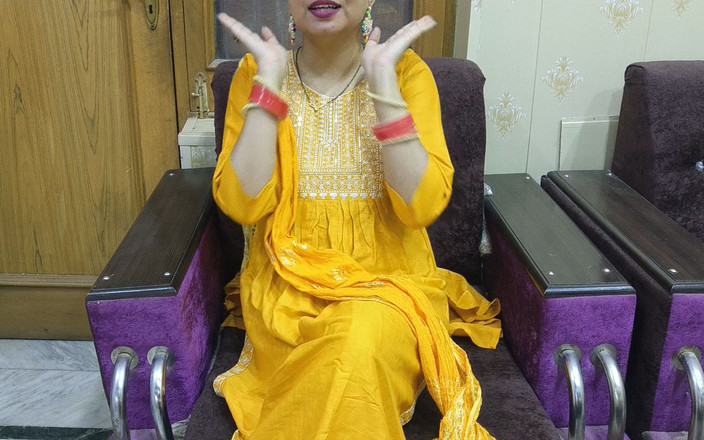 Saarabhabhi6: 夫はヒンディー語オーディオで彼女の性的喜びを与えることによって彼女の誕生日に彼の妻を驚かせます