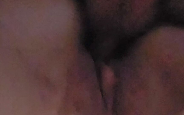 Virgarie: Mon mari me fait squirter