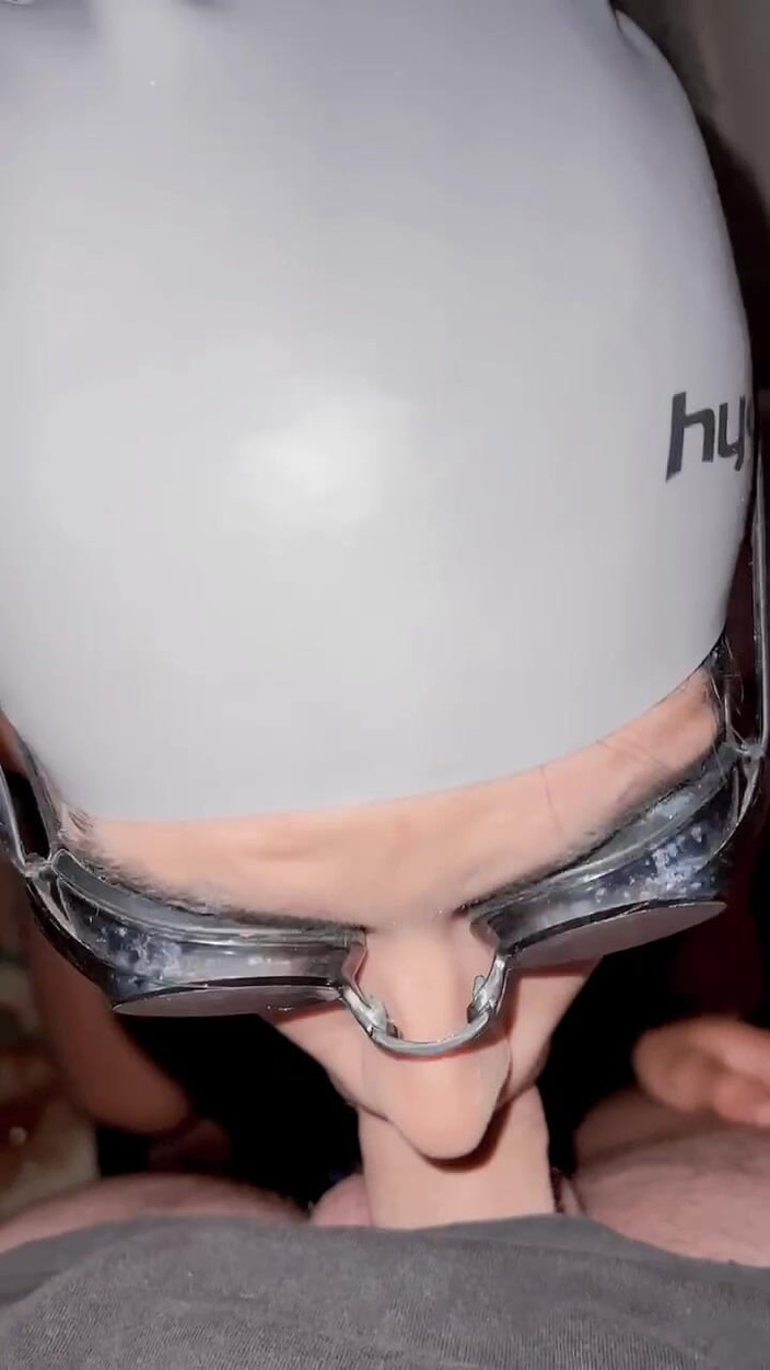 Steff Crime: Mi Ha Scopato La Bocca (indossando Il Mio Vestito Da Nuoto!)