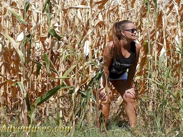 Pee in a corn field (Pee Adventures)