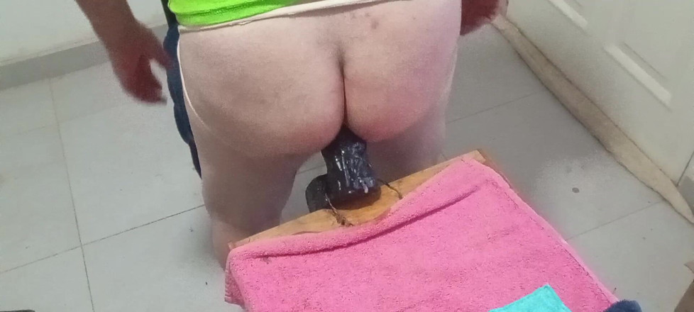 Todo -Anal: Îmi văd fundul gros, mare, dur și nu mă pot limita