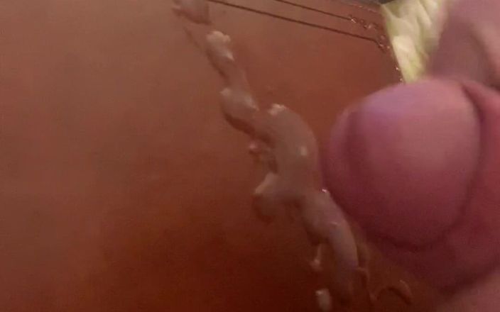 Craves 69: Une bite coquine dégoulinante