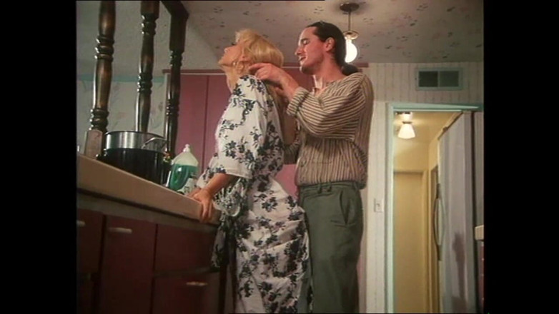 Muschi movie official: Когда он просыпается утром, он хочет завтрак траха.