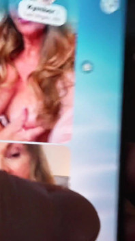 Big Tits Stepmom Sends Nudes to Stepson by Mistake!