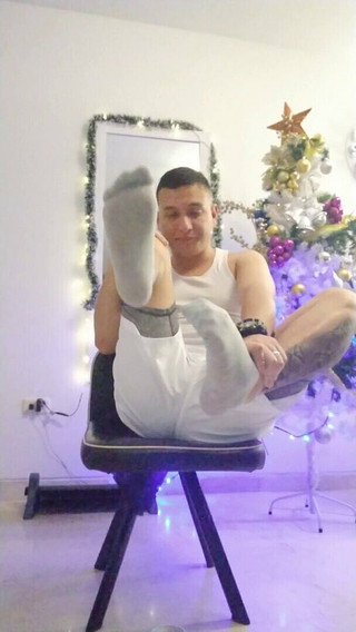 Tomas Styl: Чоловік дає відео ніг на Різдво