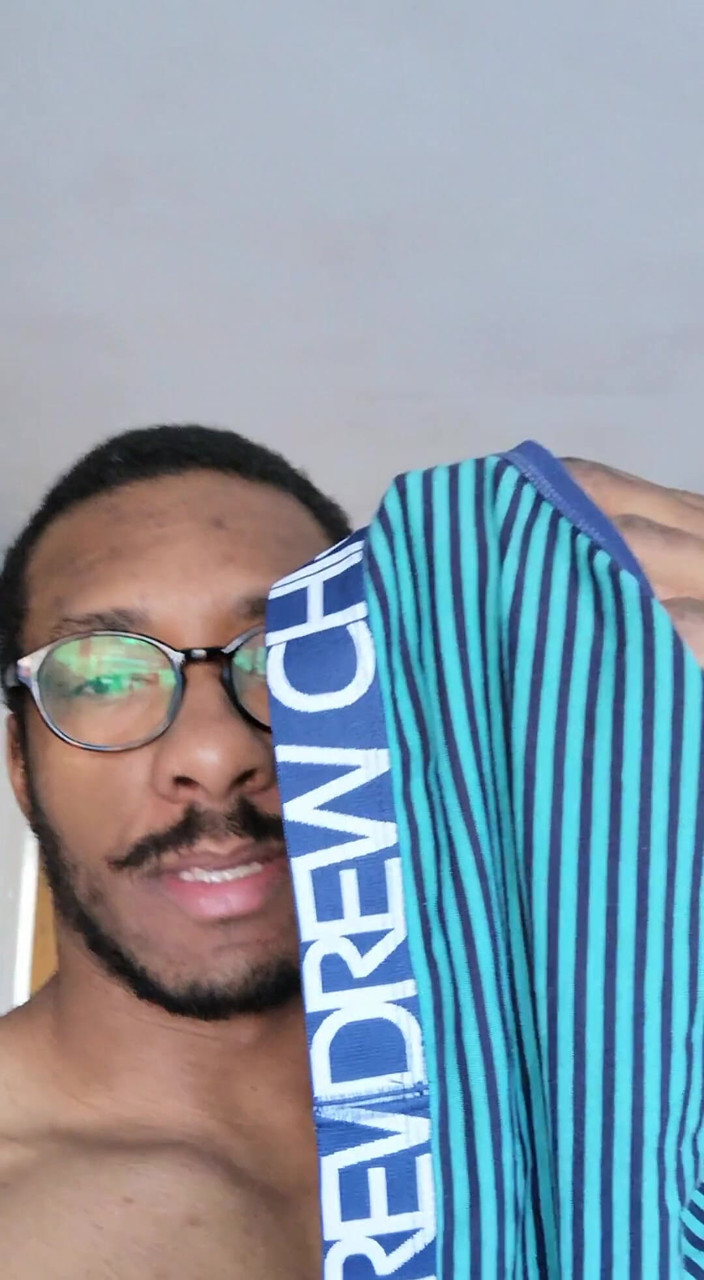 Amadeus: 如果你的域名以 791 msg me 结尾，内衣给了一个赢家请