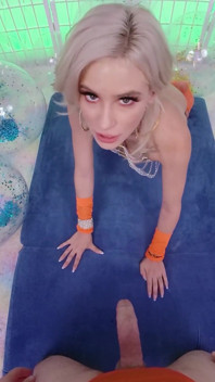 Pizdă strâmtă Kiara Cole - experiență sexuală dură