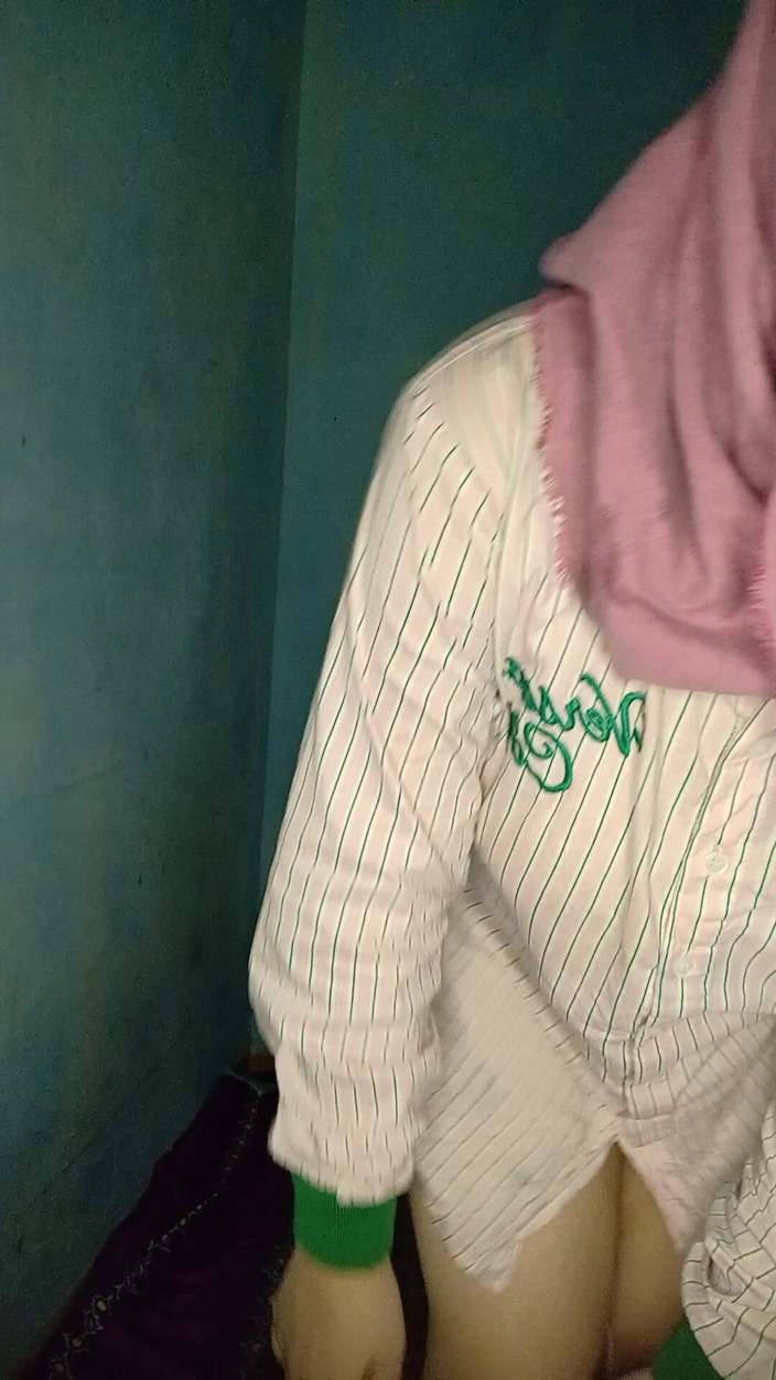 Vaginabig88: Coming Home From Work Colmek Alone at a Dirty Pussy...