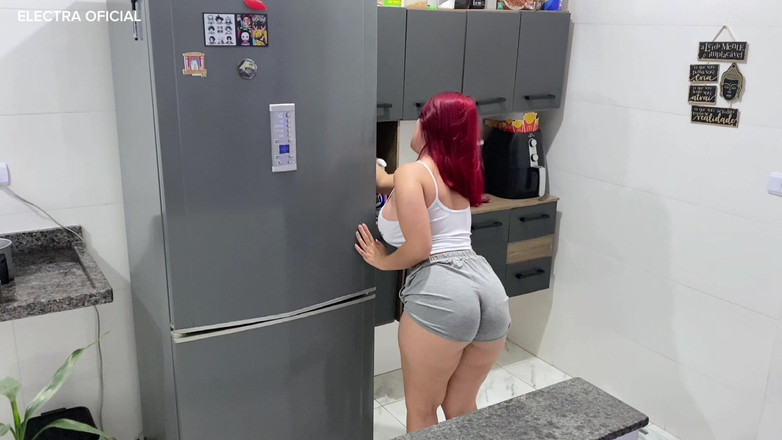 Curious Electra: Curățarea balconului