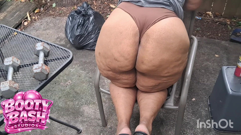 Sexpartyatl: La reina anal de culo gordo