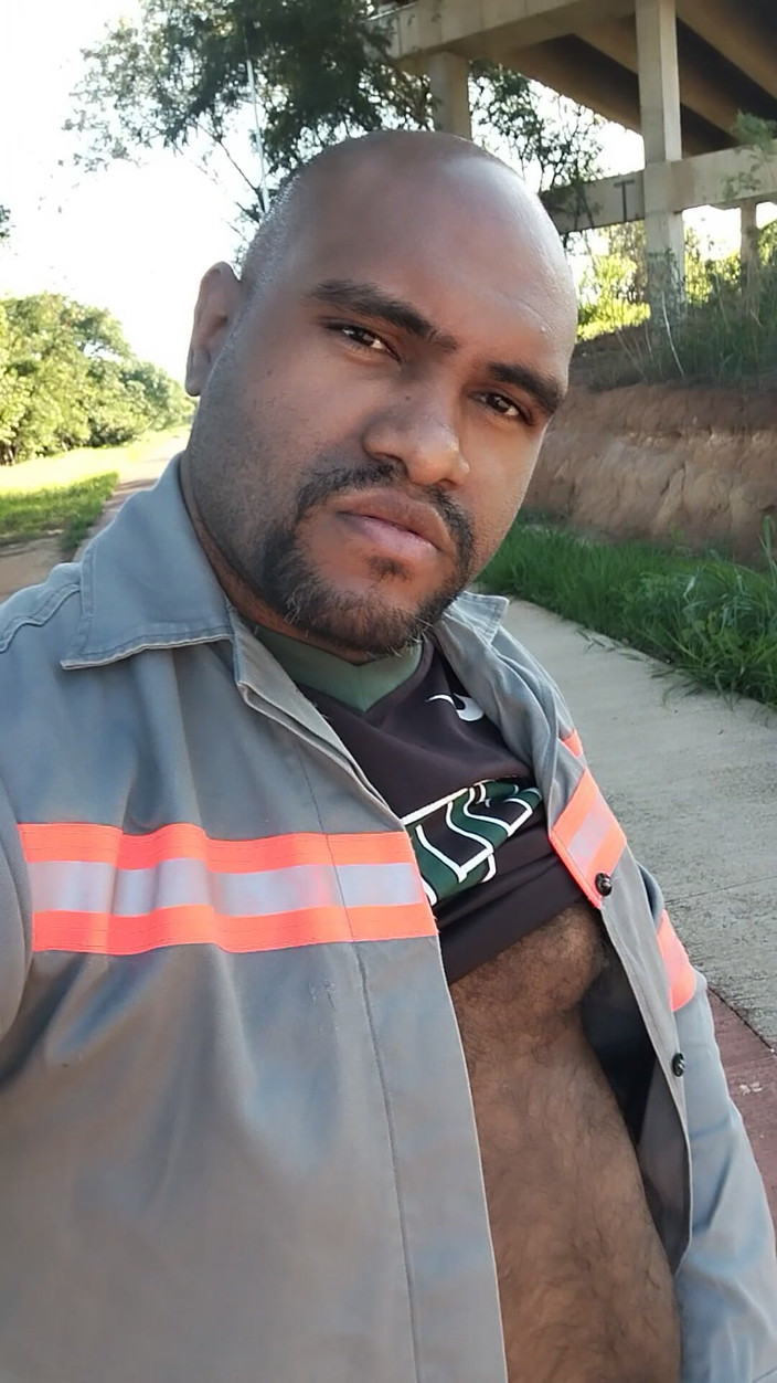 TheBlacKHunterr: Mettersi in mostra per strada