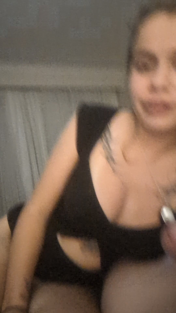 Big nipz: Bambi Sucks My Cock