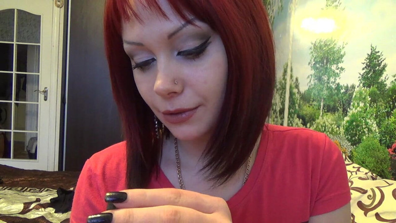 Goddess Misha Goldy: 8 кольорів для моїх сексуальних губ