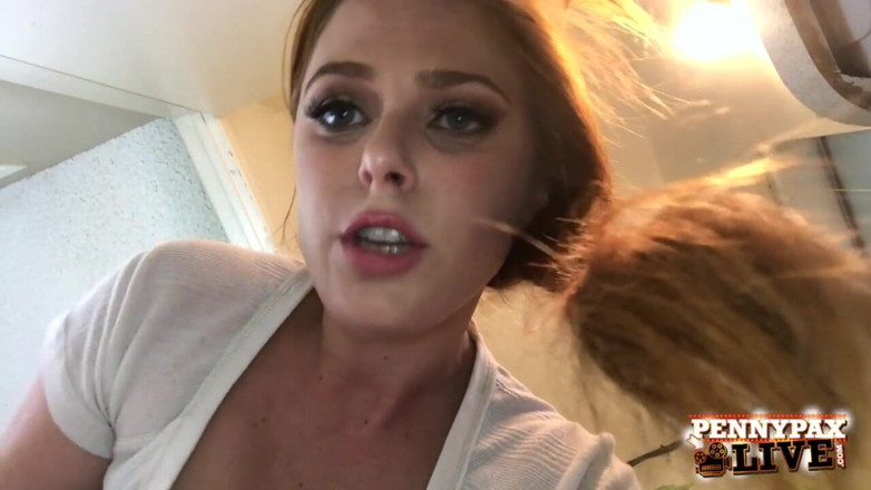 Penny Pax: Penny Pax slaaf loyaliteitstest