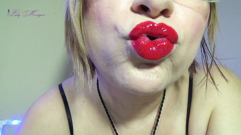 Morrigan Havoc: Lipgloss e rossetto rosso