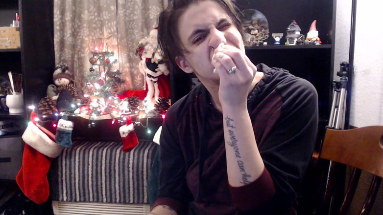 Abby Anna: Q-tip sneezing edging stifled