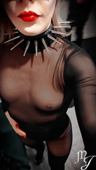Natural Total Body Nylon Femdom Mistress Julia