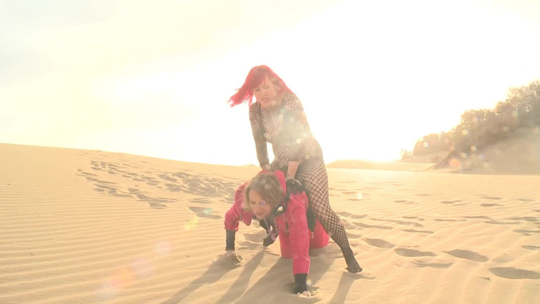 Hunterotic: Lesbian Dunes Pony Riding Mega Extreme