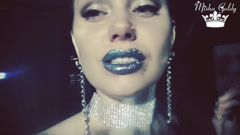 Goddess Misha Goldy: Blue glittery lips smelling &amp; worship