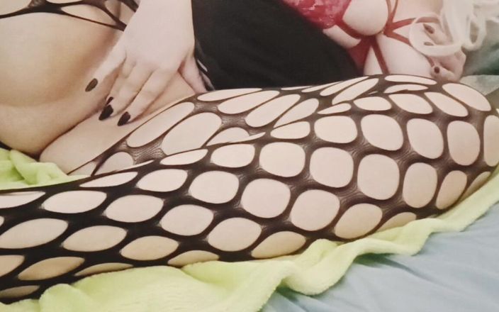 WildFlawiii: Super kåta MILF orgasmer i sexiga strumpbyxor