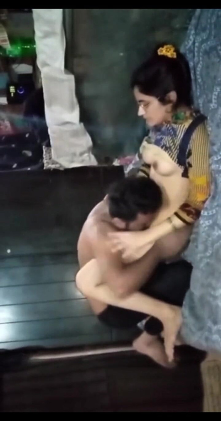 Dasi couple: My Friend Beautiful Wife Home Alone I Fucking Friend Wife