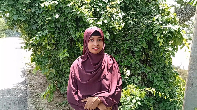 Bangla Academy: Adik tiri muslimah muda yang bertudung menggoda Bhai Jaannya