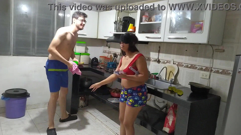 Pikaa6: Si cewek rambut cokelat dengan toket kendor 18 tahun asal new...