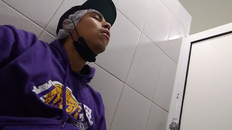 AlexAlejandro13: 공중화장실에서 최고의 시간 보내기