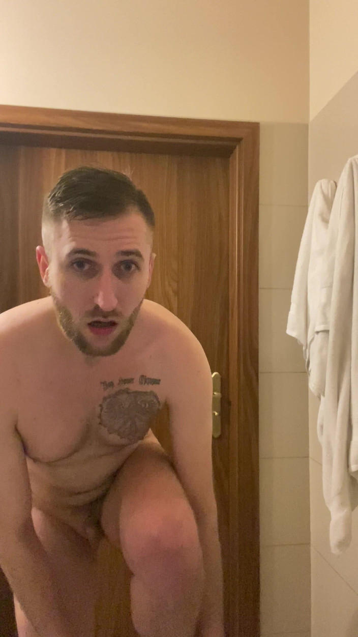 Barti Rede: Kluk si hraje ve sprše