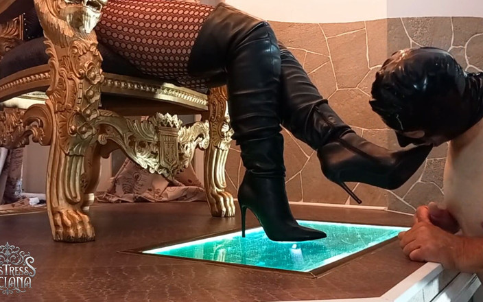 Lady Luciana Di Domizio: Rendre mes bottes propres