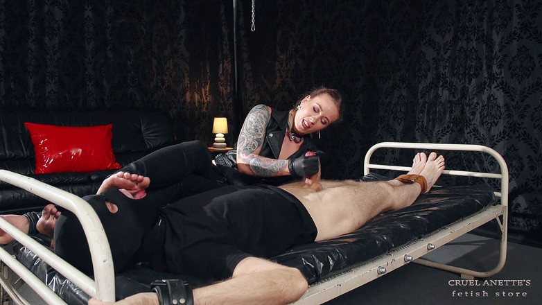 Cruel Anettes fetish world: Humilié et excité