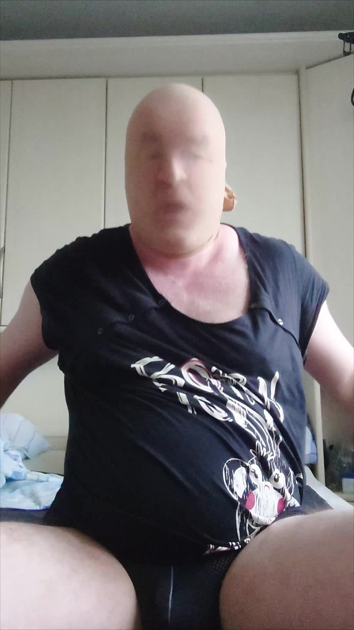 Carmen_Nylonjunge: Calda E Arrapata in Suspensopatia Con Plug