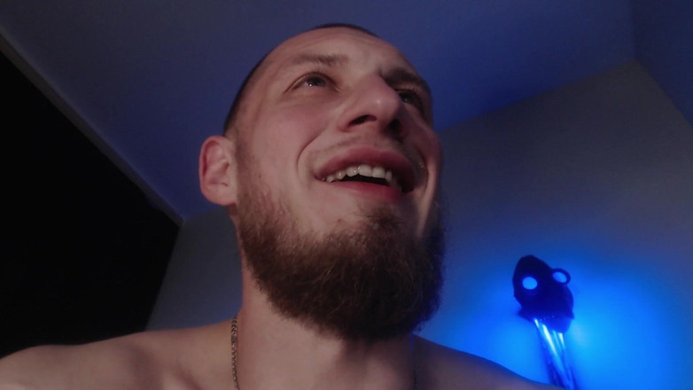 Hunky time: Usta seni itaatkar edepsiz domuzlar olarak kullanıyor