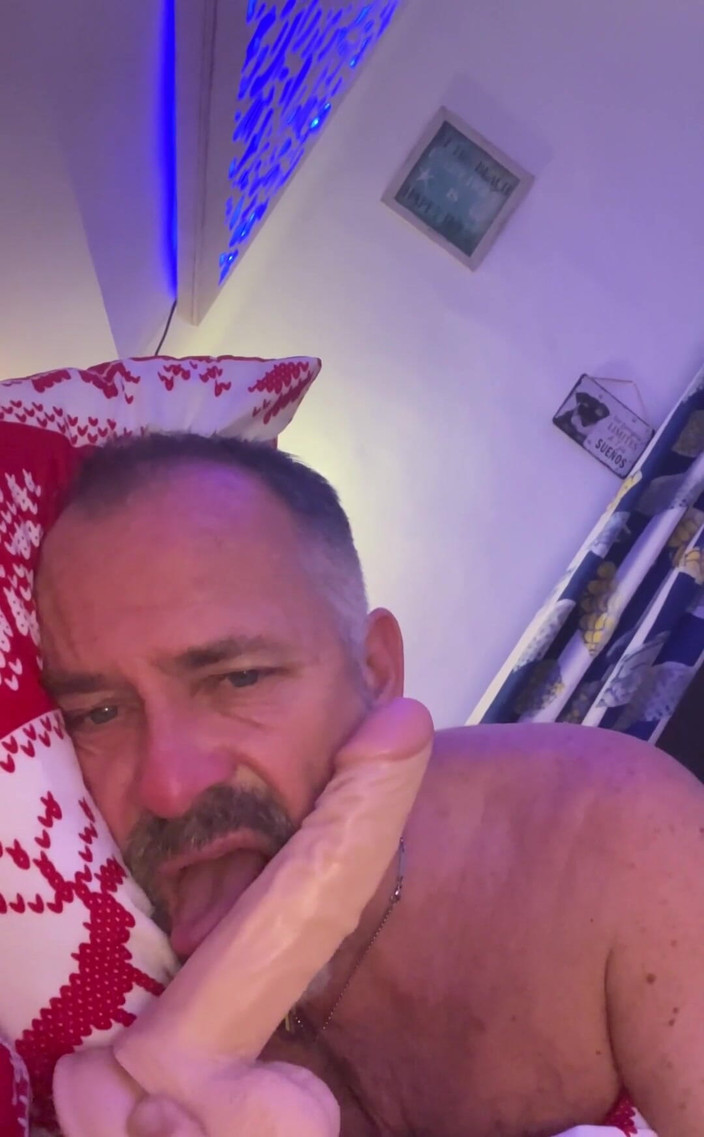 Daddybearvlc: Ska jag göra det? Snälla svara