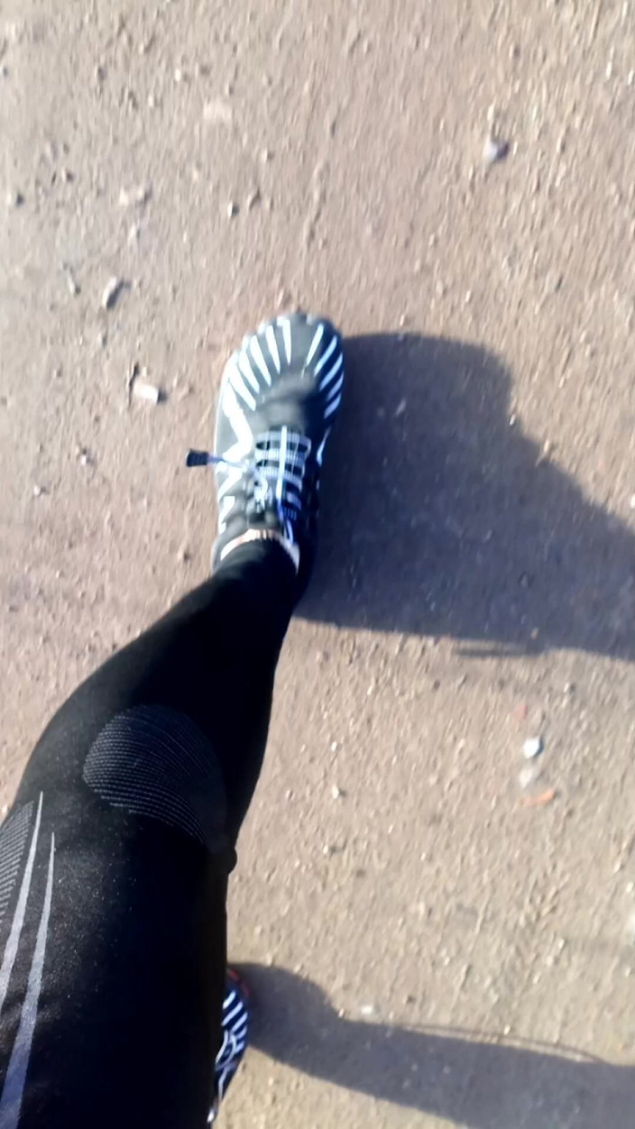 Carmen_Nylonjunge: 新しい裸足の靴