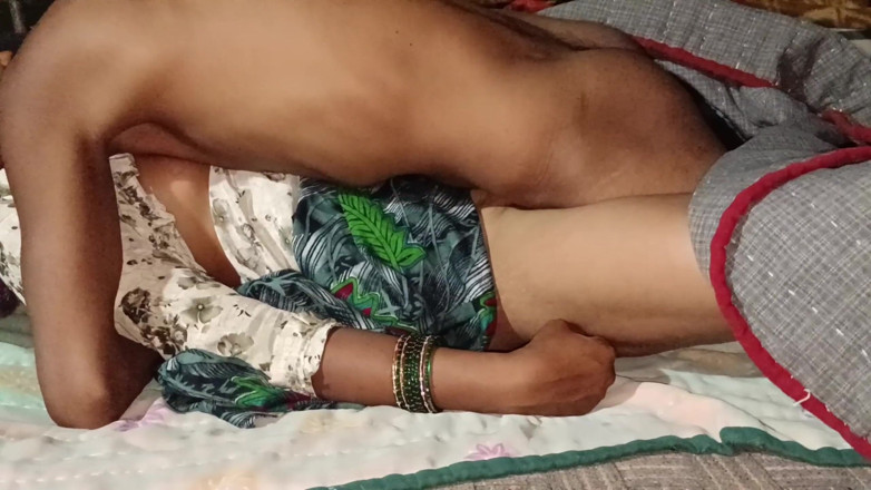 Indian sex2: Beautiful Hot Bhabhi-brother-in-law Has Sex with Her in Desi Style...
