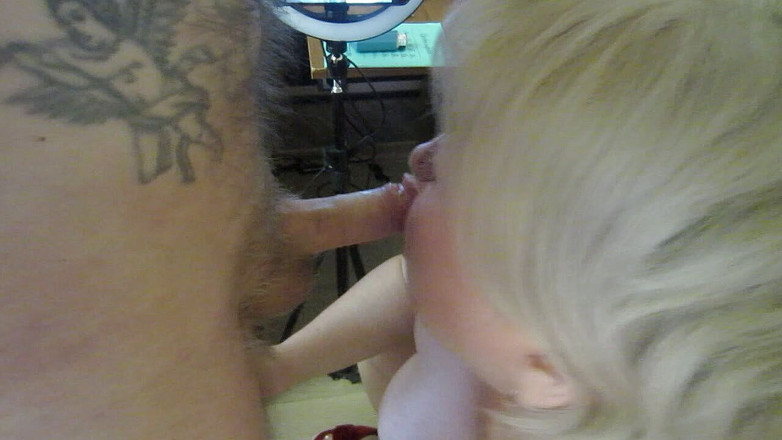 Zona901: Likes to suck my cock and get a portion of...