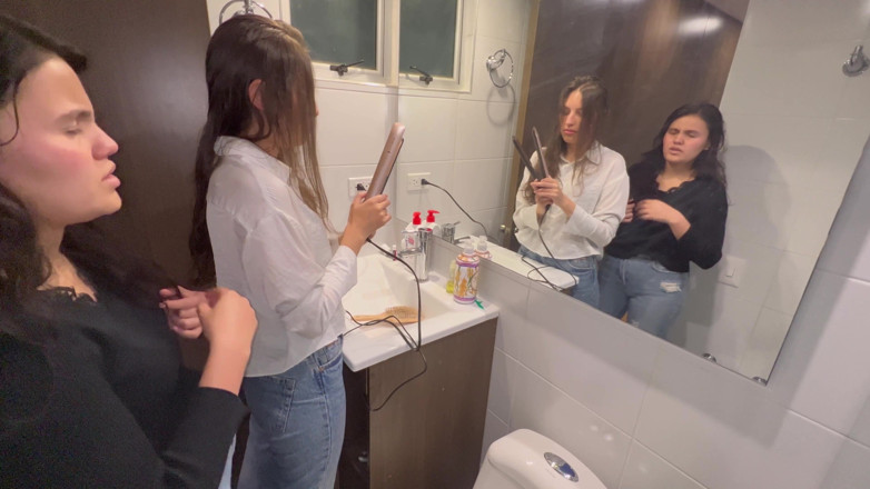 scarlettandc: Mein Make-up-Artist lädt mich ein, heiße dinge zu tun