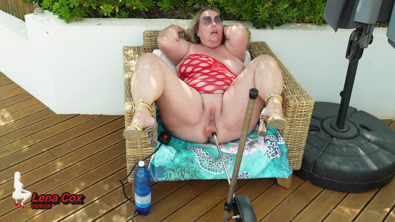 Lena Cox: Fucking Machine Pool