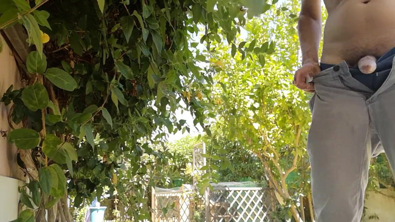 Rafael Torreano: Chàng trai nóng bỏng sục cu trong công viên