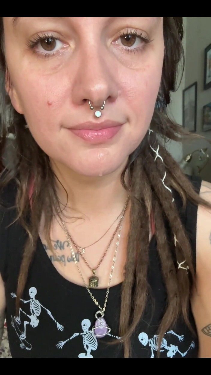 Chery Trees: 对你吹烟和流口水