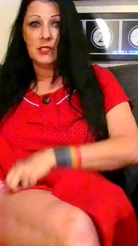 Sexig MILF gäspar