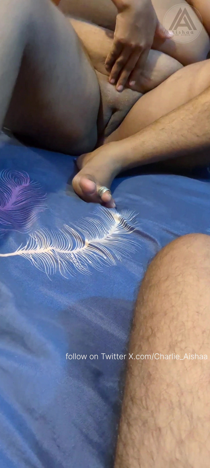 CharlieAishaa: Isteri India Aishaa hampir ditangkap semasa berseronok dengan orang asing