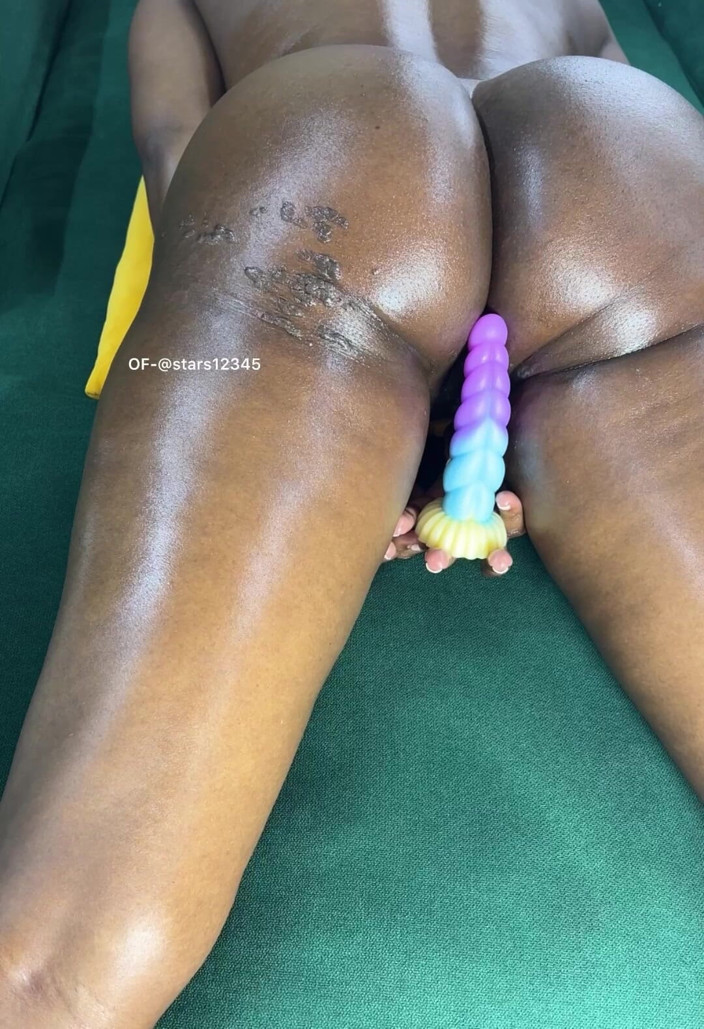 Its Nyota: Riding Small Dick