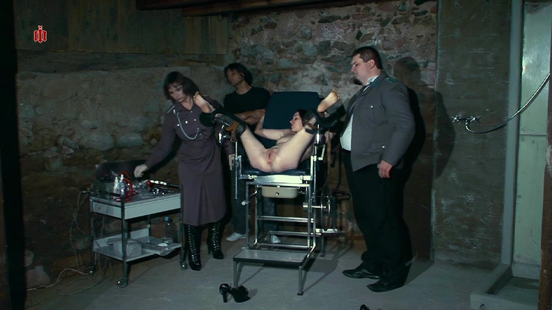 Inquisition and prison world: Clara - Aşırı muamele