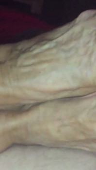 आंटी ann को सुबह पैरों से चुदाई देना पसंद है