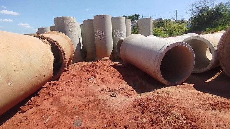 TheBlacKHunterr: Wykorzystałem wakacje, aby być sam i na budowie